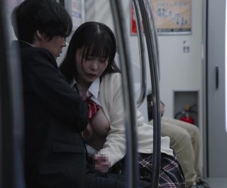 Đụ em nữ sinh ngực to trên tàu